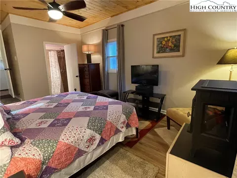 131 Maple Dr, Boone, NC 28607 photo 26