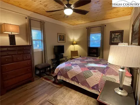 131 Maple Dr, Boone, NC 28607 photo 24