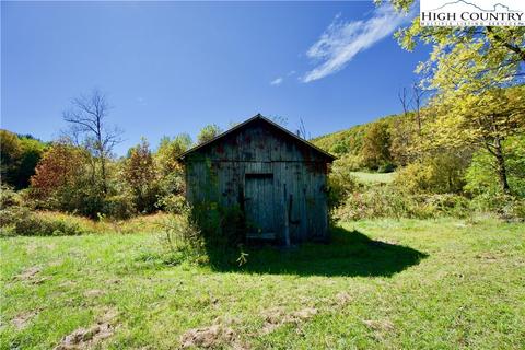 192 Tom Fowler Rd, Crumpler, NC 28617 photo 21
