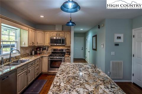 479 Mount Paron Rd, Deep Gap, NC 28618 photo 13