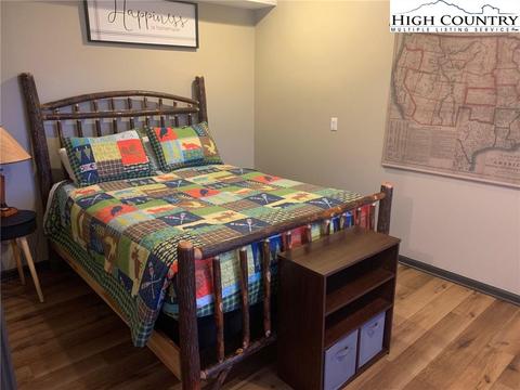 1027 Laurel Cir E, Deep Gap, NC 28618 photo 24