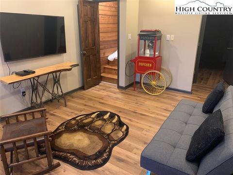 1027 Laurel Cir E, Deep Gap, NC 28618 photo 20