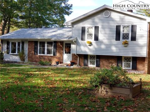 232 Laurel, Fries, VA 24330 photo 5