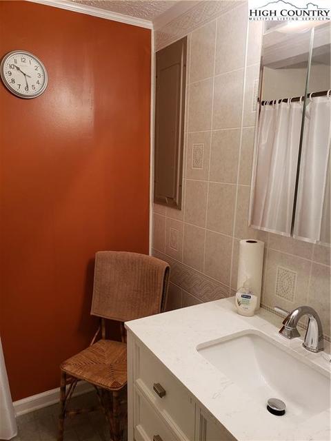 232 Laurel, Fries, VA 24330 photo 22
