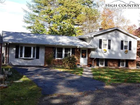 232 Laurel, Fries, VA 24330 photo 4