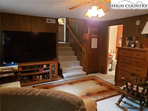 232 Laurel, Fries, VA 24330 photo 23