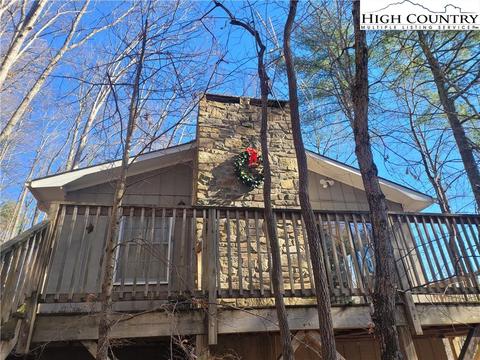 128 Trout Lake Rd, Deep Gap, NC 28618 photo 4