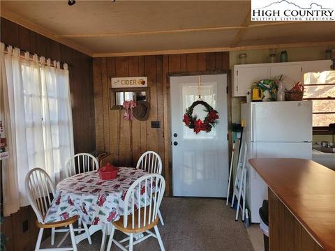 128 Trout Lake Rd, Deep Gap, NC 28618 photo 12
