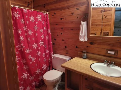 128 Trout Lake Rd, Deep Gap, NC 28618 photo 15