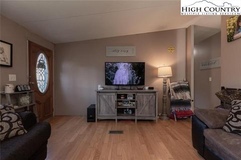 297 Betsy Cir, Todd, NC 28684 photo 5