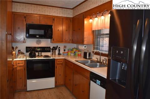 247 Hill St, Sparta, NC 28675 photo 20