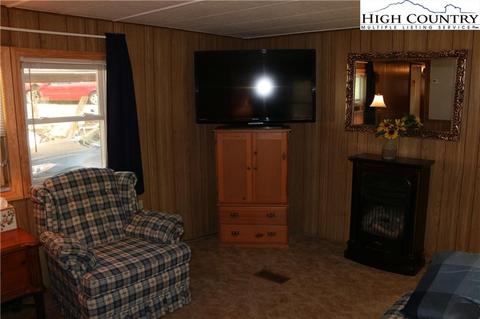 256 Clifton Rd, Crumpler, NC 28617 photo 9