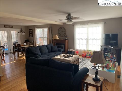172 High Knolls Ln, Deep Gap, NC 28618 photo 10