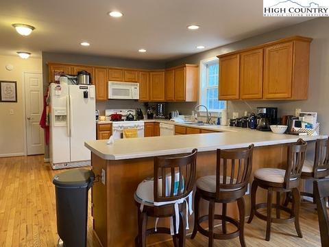 172 High Knolls Ln, Deep Gap, NC 28618 photo 18