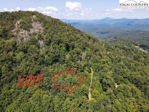 24 Nettles Ridge Rd, Banner Elk, NC 28604