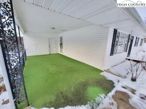 79 Carson Blvd, Sparta, NC 28675 photo 14