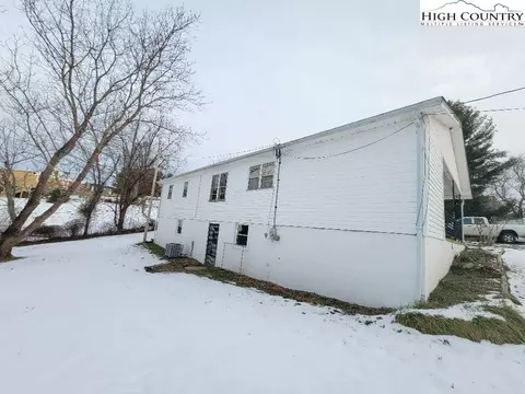 79 Carson Blvd, Sparta, NC 28675 photo 4