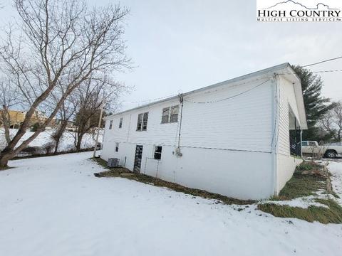 79 Carson Blvd, Sparta, NC 28675 photo 4