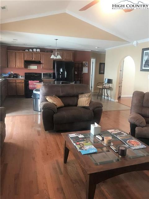459 Brownwood Rd, Deep Gap, NC 28618 photo 4