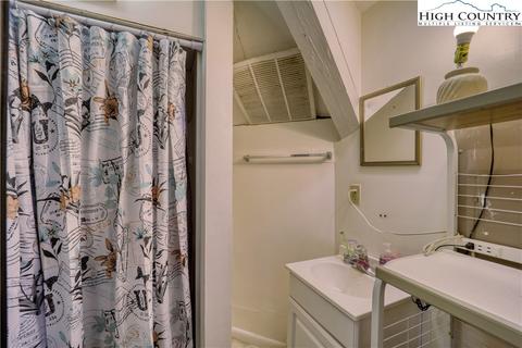 357 Snow Cloud Dr, Seven Devils, NC 28604 photo 27