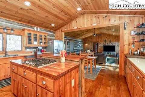 162 Summit Dr, Todd, NC 28684 photo 9
