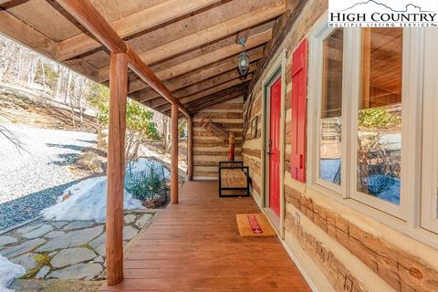162 Summit Dr, Todd, NC 28684 photo 4
