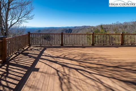 455 Greystone Dr, Boone, NC 28607 photo 4