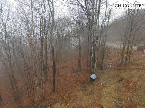 112 Aster Trl, Beech Mountain, NC 28604 photo 2