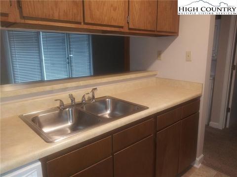 471 Kellwood Dr #471, Boone, NC 28607 photo 6