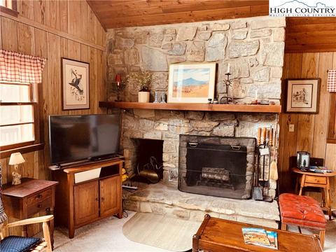 298 Buckshot Ridge Rd, Deep Gap, NC 28618 photo 10