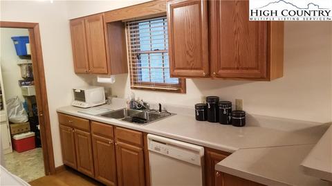 1100 Pull Tail Rd, Glade Valley, NC 28627 photo 5