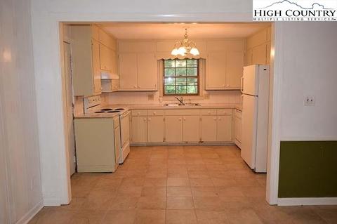 356 Laurel Dr, Boone, NC 28607 photo 7