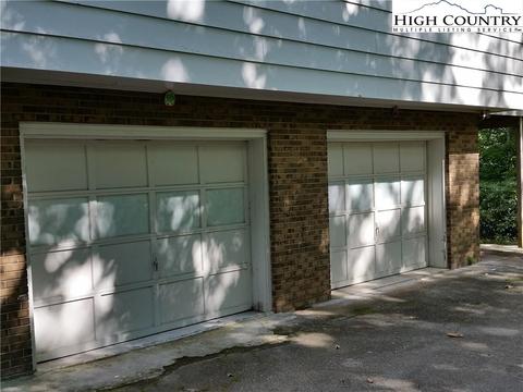 356 Laurel Dr, Boone, NC 28607 photo 2