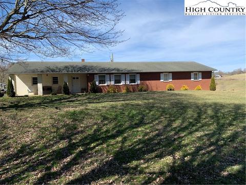 32 Hampton Ln, Sparta, NC 28675 photo 2