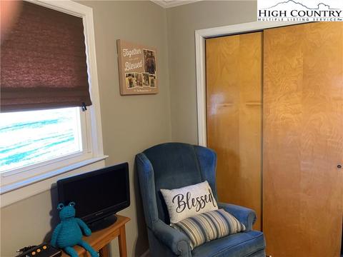 32 Hampton Ln, Sparta, NC 28675 photo 14