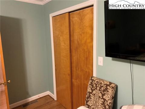 32 Hampton Ln, Sparta, NC 28675 photo 11