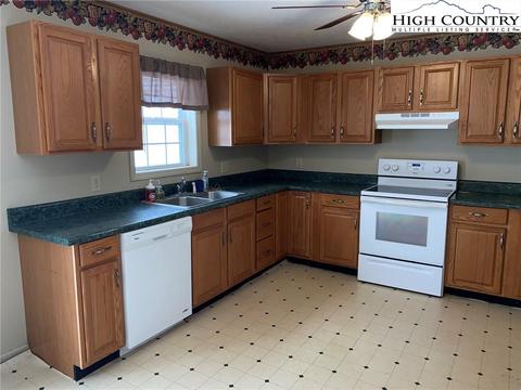 104 Stone Mountain Rd, Vilas, NC 28692 photo 14