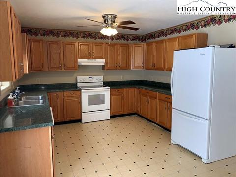 104 Stone Mountain Rd, Vilas, NC 28692 photo 13