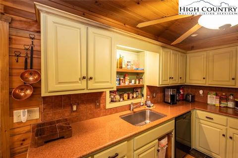 6218 Junaluska, Boone, NC 28607 photo 12