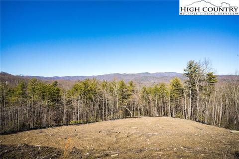 261 Red Cedar Rd, Boone, NC 28607