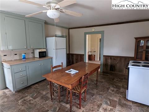 2072 Golf Course Rd, Sparta, NC 28675 photo 31