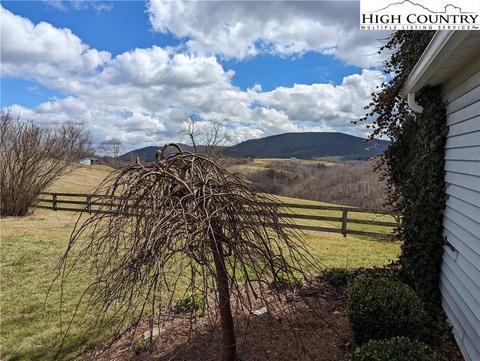 2072 Golf Course Rd, Sparta, NC 28675 photo 7