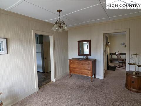 2072 Golf Course Rd, Sparta, NC 28675 photo 12