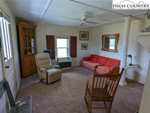 2072 Golf Course Rd, Sparta, NC 28675 photo 14