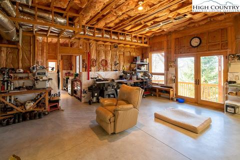 127 Spruce Hollow Rd, Beech Mountain, NC 28604 photo 22