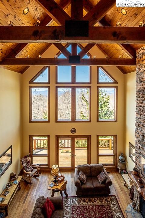127 Spruce Hollow Rd, Beech Mountain, NC 28604 photo 3