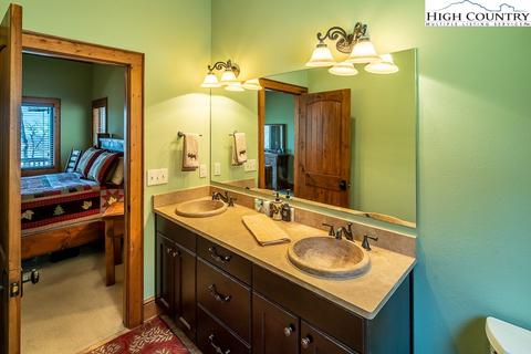 127 Spruce Hollow Rd, Beech Mountain, NC 28604 photo 15