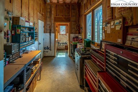 127 Spruce Hollow Rd, Beech Mountain, NC 28604 photo 25