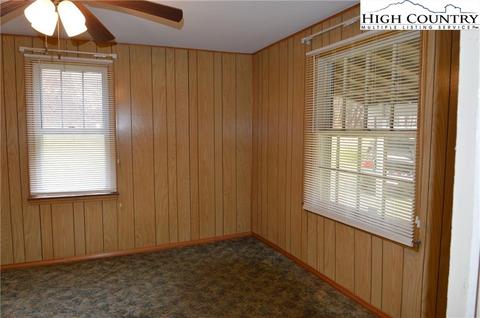 125 Sidden Ln, Sparta, NC 28675 photo 10