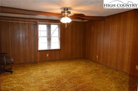 125 Sidden Ln, Sparta, NC 28675 photo 12